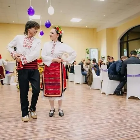Хотелски Комплекс Тодорини Кукли Hotel